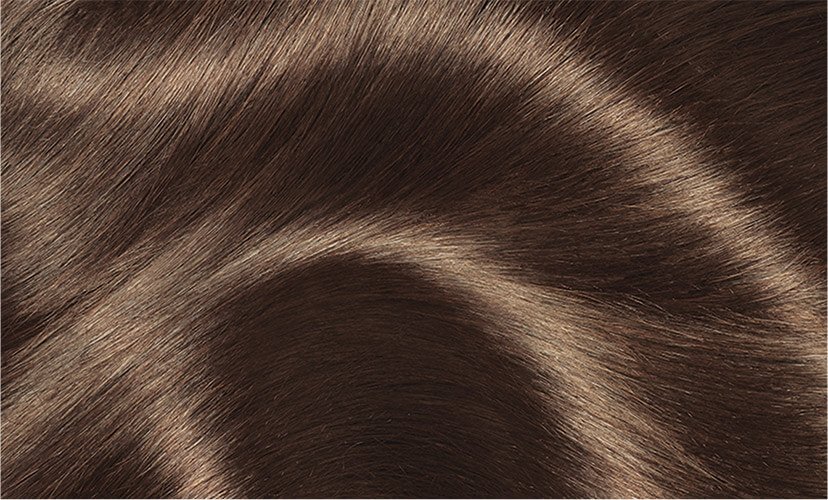 Barva na vlasy 600 TMAVÁ BLOND Excellence Creme Brunette Hair Swatch